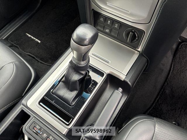 Toyota LAND CRUISER PRADO 2023-03 8871284-18