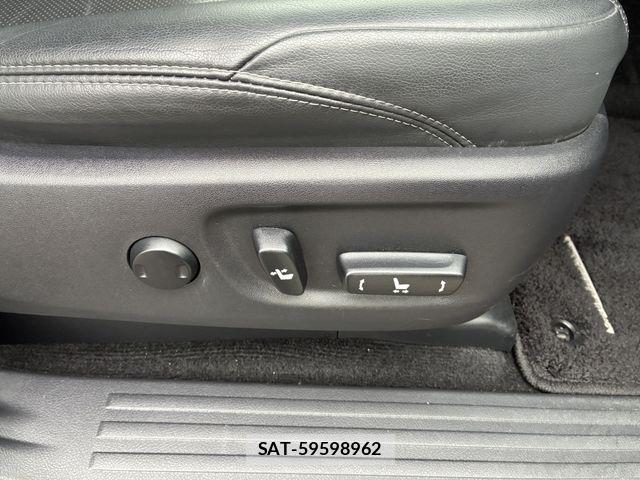 Toyota LAND CRUISER PRADO 2023-03 8871284-25