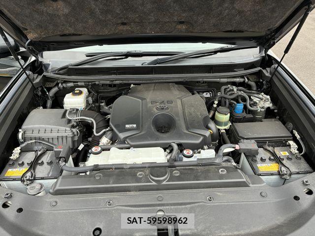 Toyota LAND CRUISER PRADO 2023-03 8871284-29
