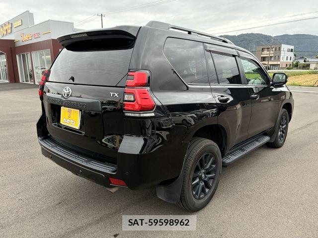 Toyota LAND CRUISER PRADO 2023-03 8871284-6