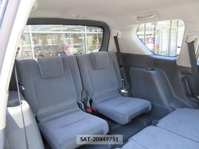 Toyota LAND CRUISER PRADO 2013-04 8871294-12