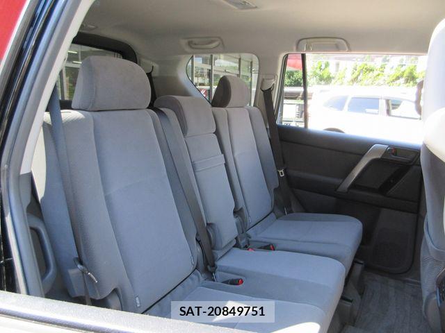 Toyota LAND CRUISER PRADO 2013-04 8871294-13