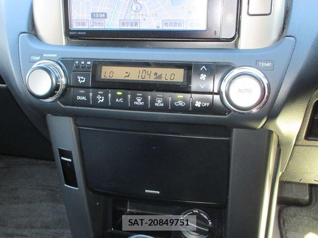 Toyota LAND CRUISER PRADO 2013-04 8871294-17