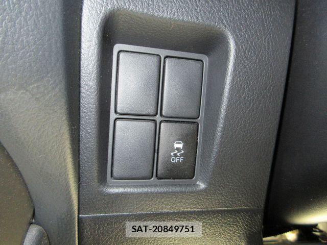 Toyota LAND CRUISER PRADO 2013-04 8871294-25
