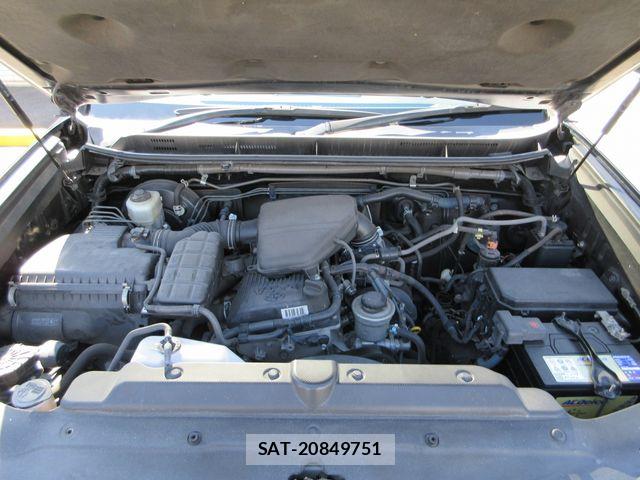 Toyota LAND CRUISER PRADO 2013-04 8871294-28