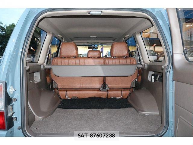 Toyota LAND CRUISER PRADO 2002-01 8871289-15