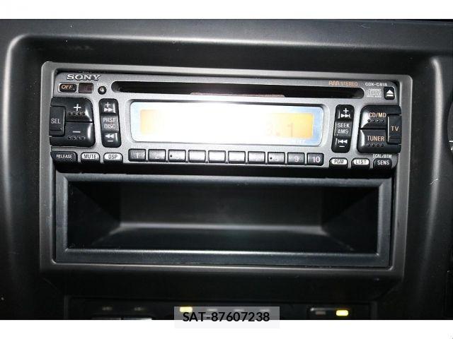 Toyota LAND CRUISER PRADO 2002-01 8871289-16