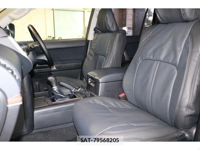 Toyota LAND CRUISER PRADO 2019-01 8871286-12