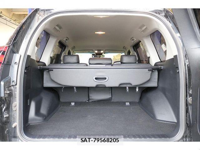 Toyota LAND CRUISER PRADO 2019-01 8871286-15
