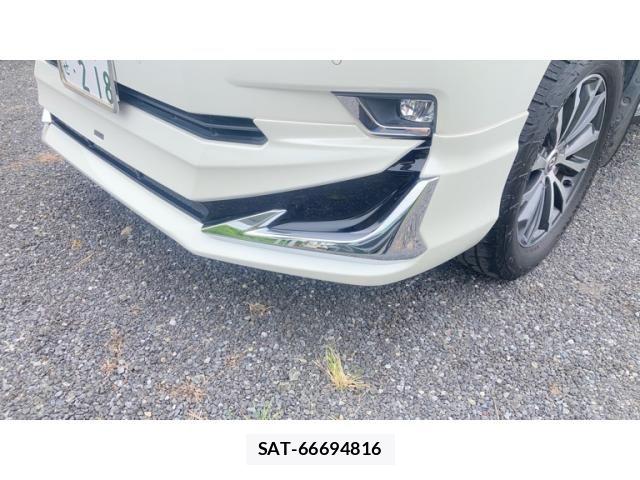 Toyota LAND CRUISER PRADO 2018-04 8880378-11
