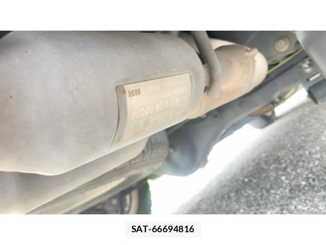 Toyota LAND CRUISER PRADO 2018-04 8880378-13