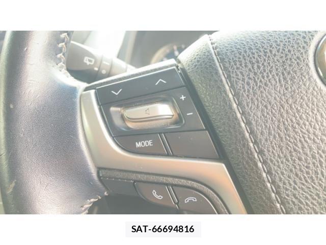 Toyota LAND CRUISER PRADO 2018-04 8880378-21