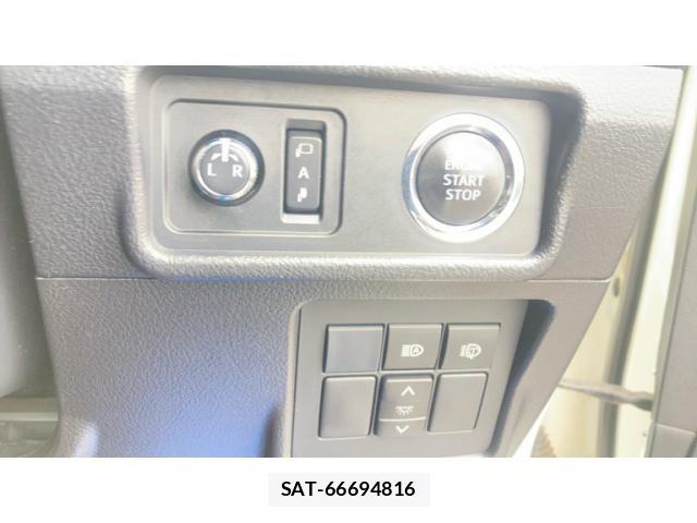 Toyota LAND CRUISER PRADO 2018-04 8880378-22