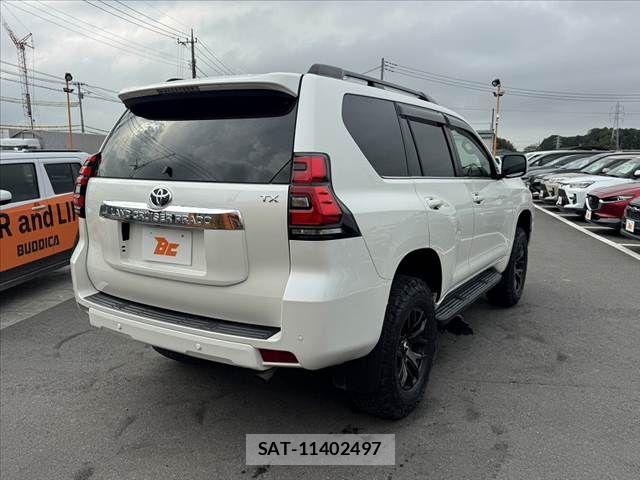 Toyota LAND CRUISER PRADO 2022-10 8880359-14