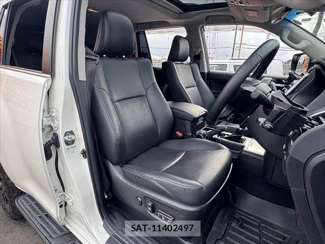 Toyota LAND CRUISER PRADO 2022-10 8880359-15