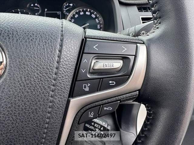 Toyota LAND CRUISER PRADO 2022-10 8880359-25