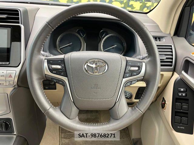 Toyota LAND CRUISER PRADO 2022-02 8880357-10