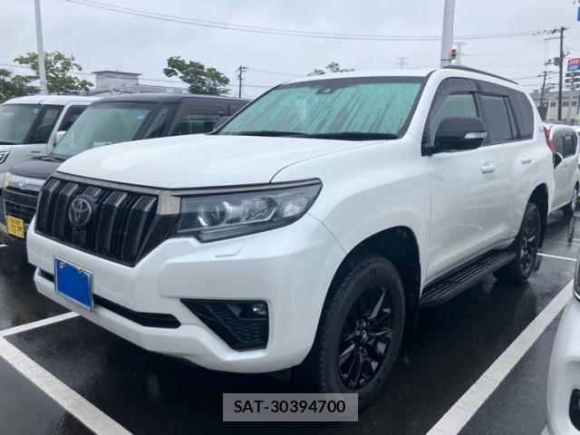 Toyota LAND CRUISER PRADO 2022-01 8880372-1