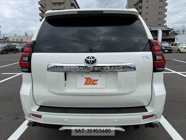 Toyota LAND CRUISER PRADO 2022-12 8880367-13