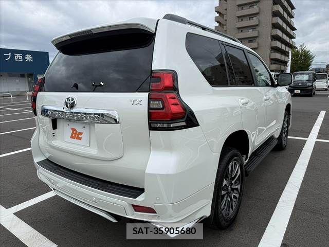 Toyota LAND CRUISER PRADO 2022-12 8880367-14