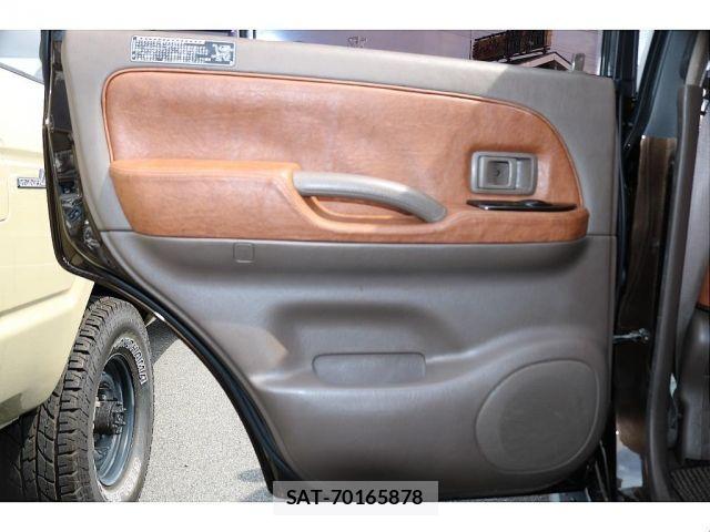 Toyota LAND CRUISER PRADO 2001-01 8880376-16