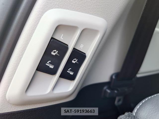 Toyota LAND CRUISER PRADO 2023-08 8880358-24
