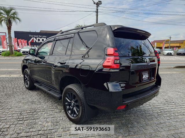 Toyota LAND CRUISER PRADO 2023-08 8880358-2