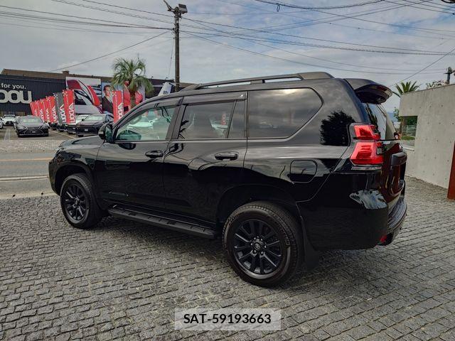 Toyota LAND CRUISER PRADO 2023-08 8880358-3