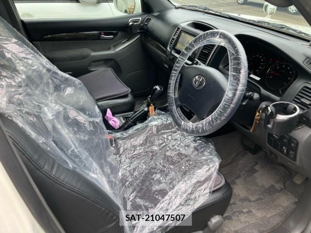 Toyota LAND CRUISER PRADO 2009-07 8880386-12