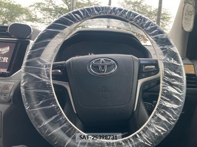 Toyota LAND CRUISER PRADO 2020-03 8880381-16