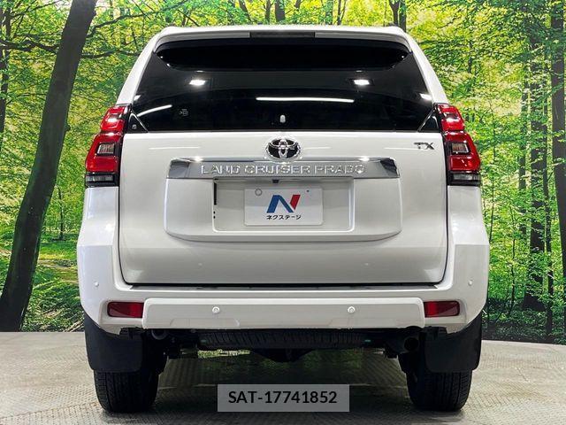Toyota LAND CRUISER PRADO 2023-10 8880366-16