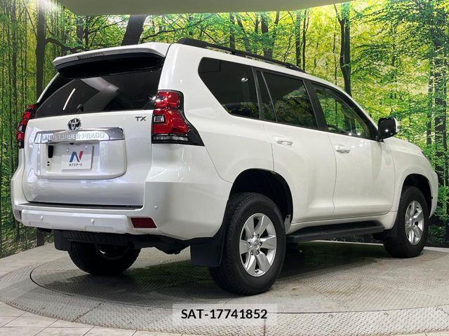 Toyota LAND CRUISER PRADO 2023-10 8880366-18