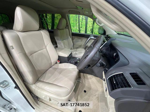 Toyota LAND CRUISER PRADO 2023-10 8880366-8