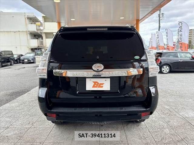 Toyota LAND CRUISER PRADO 2016-02 8880383-13
