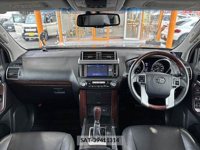 Toyota LAND CRUISER PRADO 2016-02 8880383-1