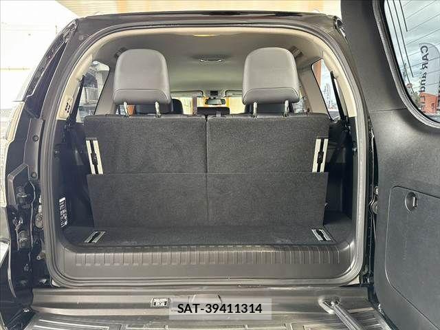 Toyota LAND CRUISER PRADO 2016-02 8880383-19