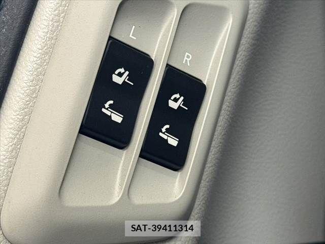Toyota LAND CRUISER PRADO 2016-02 8880383-21