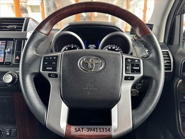 Toyota LAND CRUISER PRADO 2016-02 8880383-4