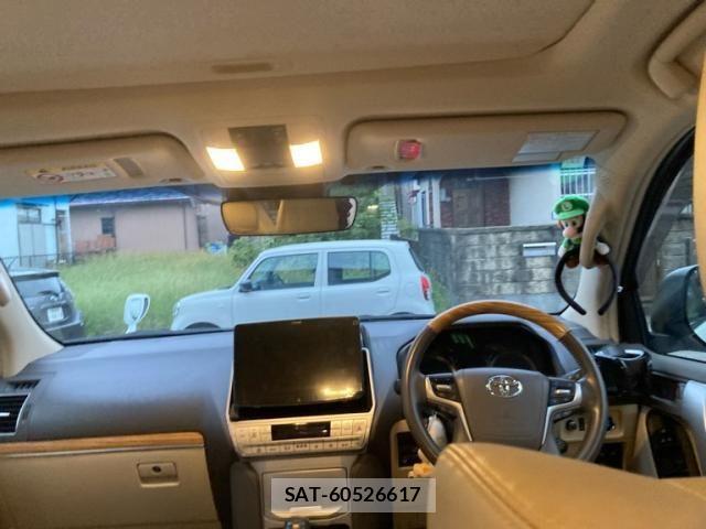 Toyota LAND CRUISER PRADO 2022-12 8880374-9