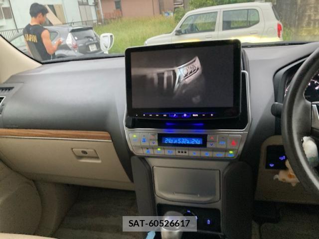 Toyota LAND CRUISER PRADO 2022-12 8880374-15