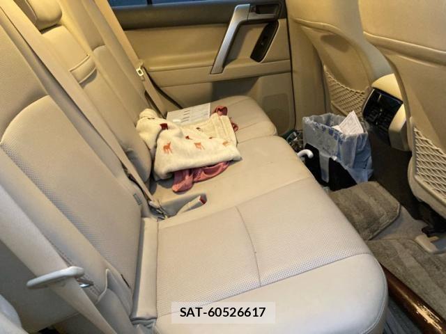 Toyota LAND CRUISER PRADO 2022-12 8880374-8