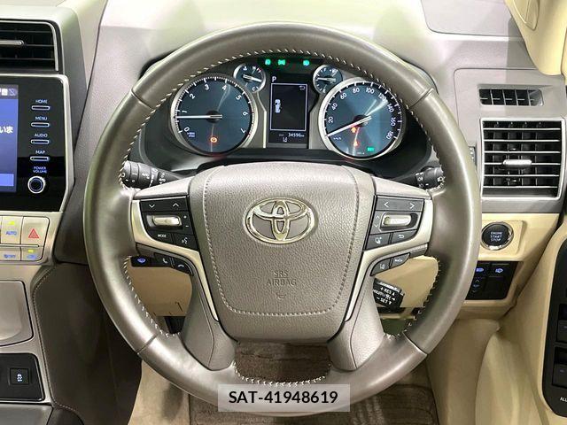 Toyota LAND CRUISER PRADO 2022-11 8880365-11