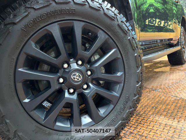 Toyota LAND CRUISER PRADO 2022-11 8880362-12