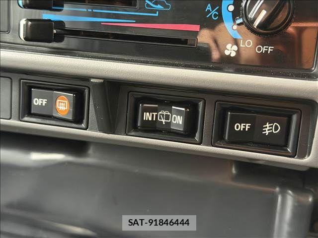Toyota LAND CRUISER PRADO 1990-09 8880382-16
