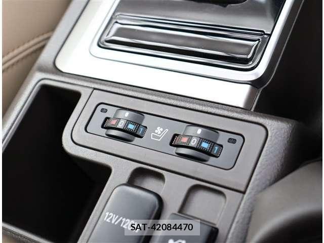 Toyota LAND CRUISER PRADO 2023-03 8880361-12