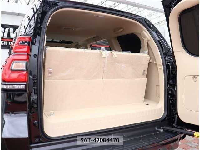 Toyota LAND CRUISER PRADO 2023-03 8880361-20