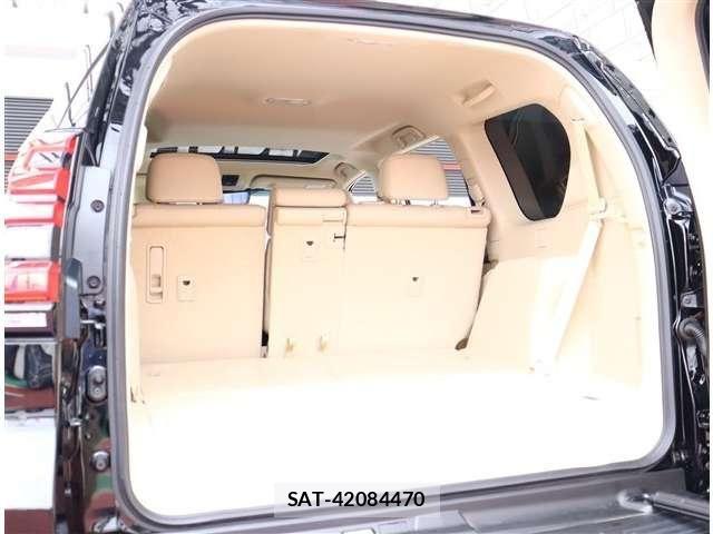 Toyota LAND CRUISER PRADO 2023-03 8880361-21