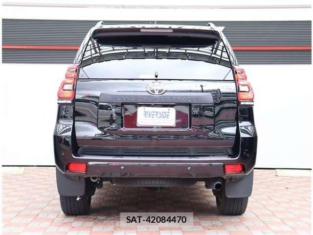 Toyota LAND CRUISER PRADO 2023-03 8880361-26