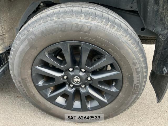 Toyota LAND CRUISER PRADO 2023-03 8880360-12