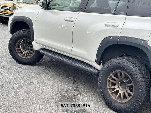 Toyota LAND CRUISER PRADO 2023-01 8880364-5
